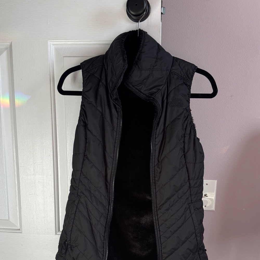 Women's Black North Face Reversible Quilted Vest